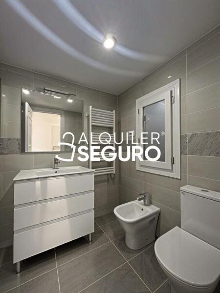 Piso en Calle Andres Segovia , NAVACERRADA MADRID