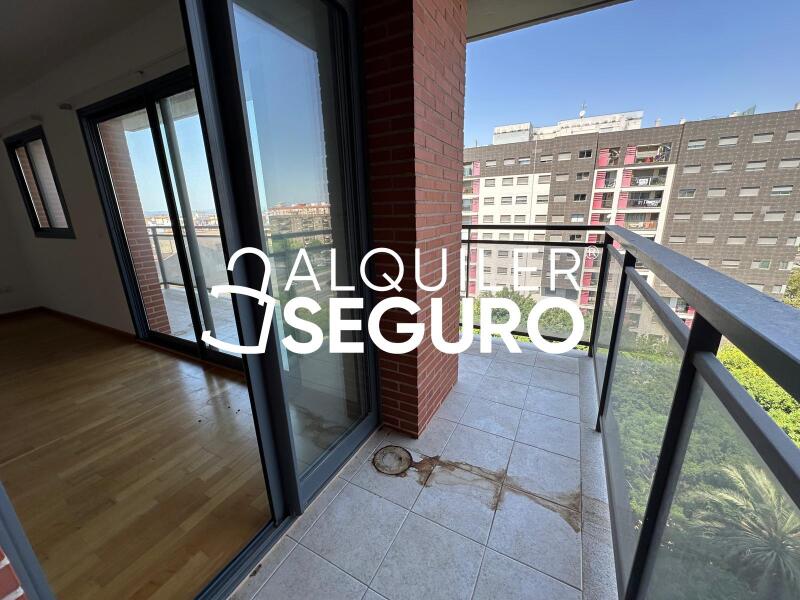 Piso en Calle Ingeniero Jose Sirera , VALENCIA VALENCIA