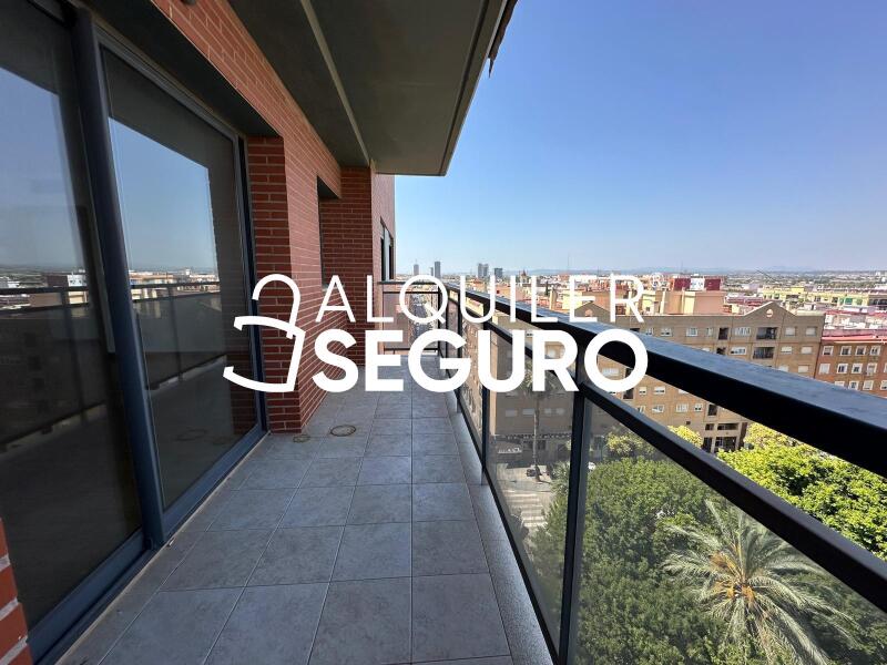 Piso en Calle Ingeniero Jose Sirera , VALENCIA VALENCIA