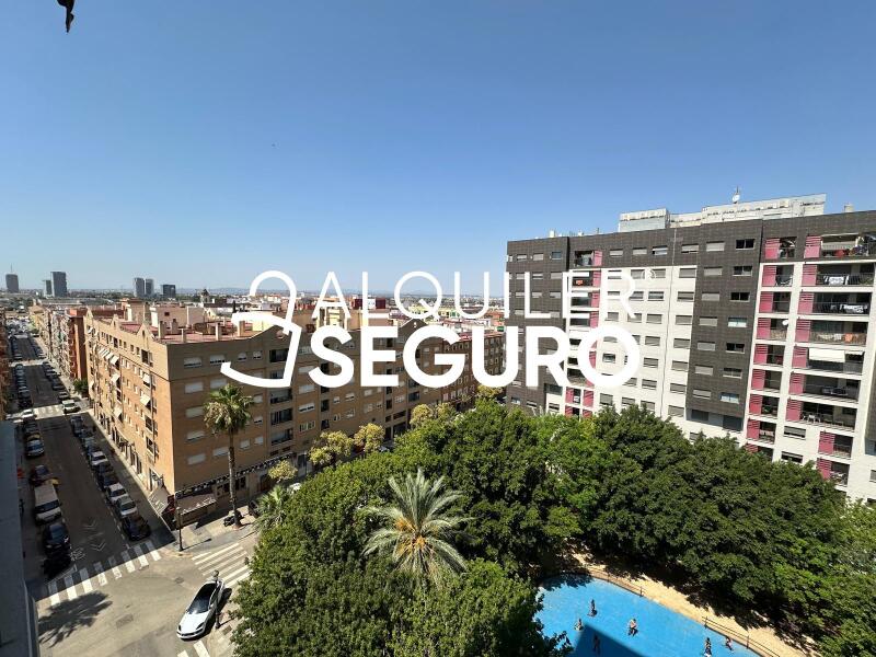 Piso en Calle Ingeniero Jose Sirera , VALENCIA VALENCIA