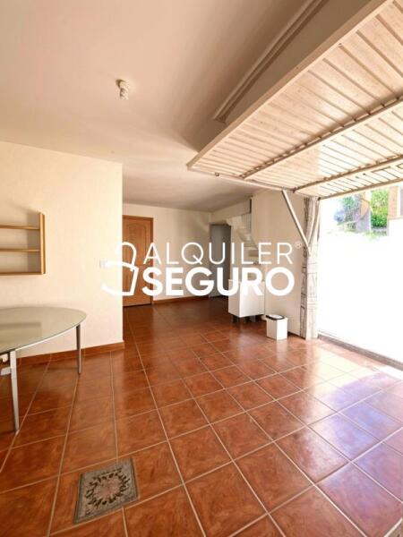 Piso en Calle Granada, VILLA DEL PRADO MADRID