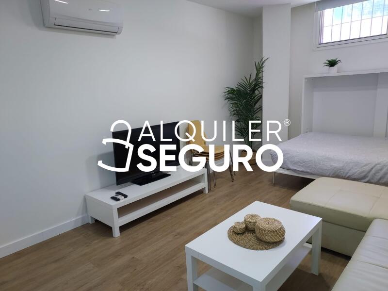 Piso en Calle La Colina, TORREMOLINOS MÁLAGA