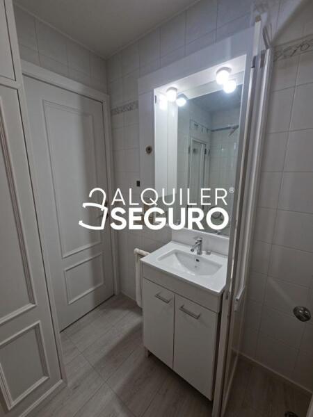 Piso en Travesia de santoña, MADRID MADRID
