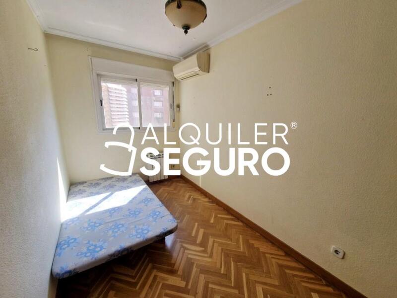 Piso en Calle Los Lilos , ALCORCÓN MADRID