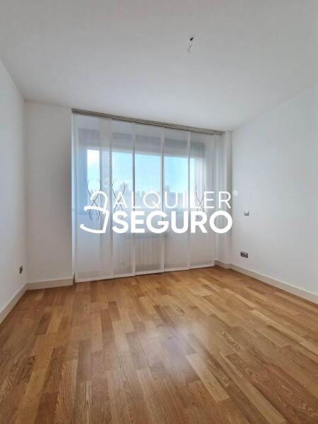 Piso en Avenida de la Gran Vía del Sureste , MADRID MADRID