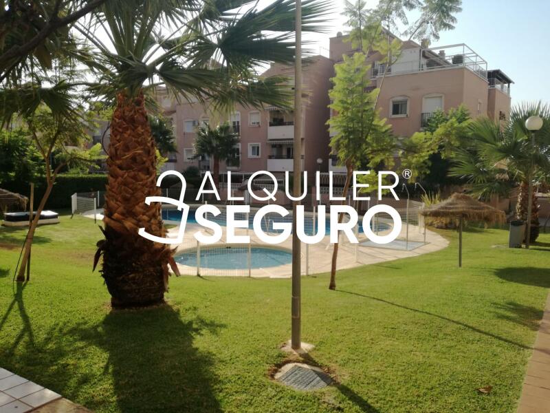 Piso en Calle Santa Fe, AGUADULCE ALMERÍA