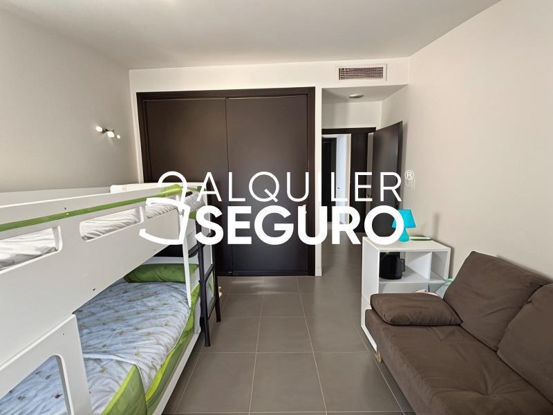 Piso en Calle El Salvador , ESTEPONA MÁLAGA
