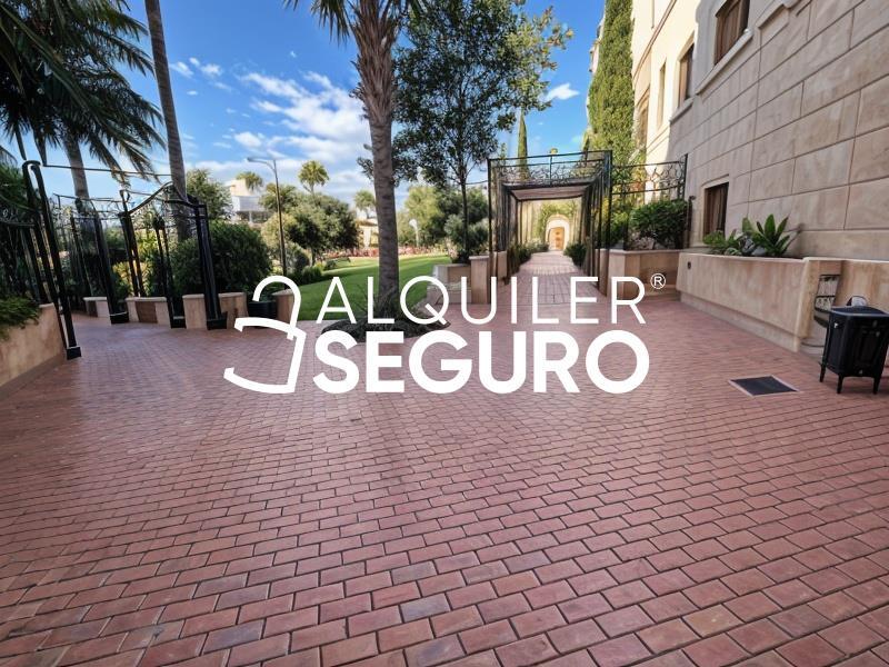 Piso en Avenida MAR MEDITERRANEO, MARBELLA MÁLAGA