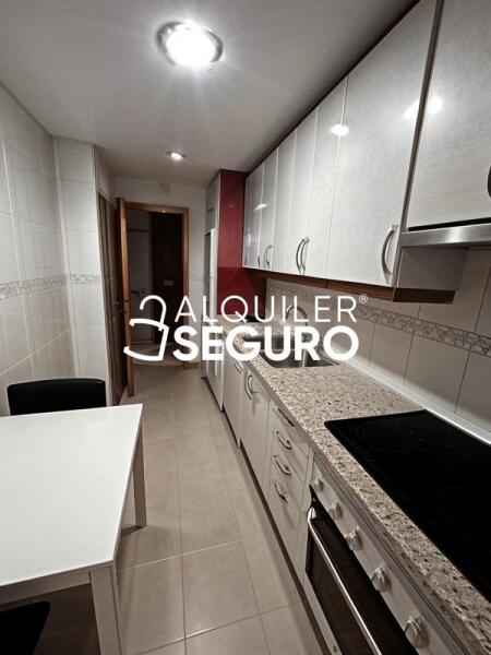 Piso en Calle Val, LOECHES MADRID