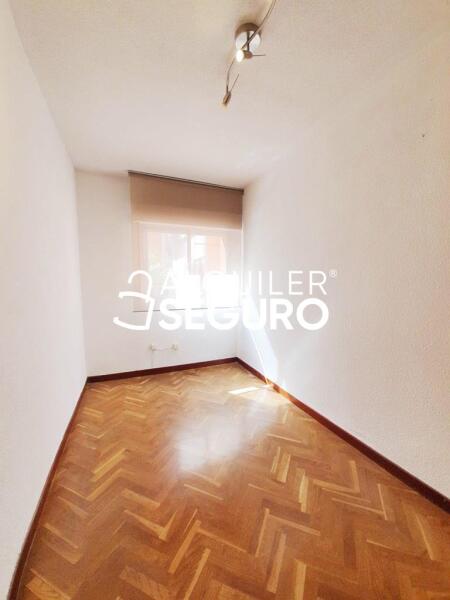 Piso en Calle Villalobos, MADRID MADRID