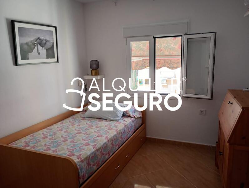 Piso en Calle La Caramba , MÁLAGA MÁLAGA