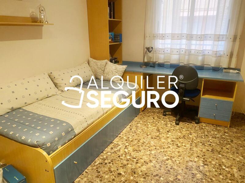 Piso en Calle Enrique Ortega, ALBERIC VALENCIA