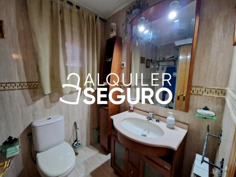 Piso en Calle Vigo-Fado, CASARRUBIOS DEL MONTE TOLEDO