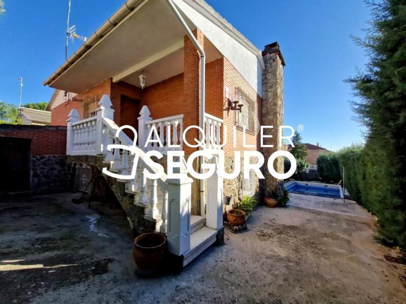 Piso en Calle Vigo-Fado, CASARRUBIOS DEL MONTE TOLEDO