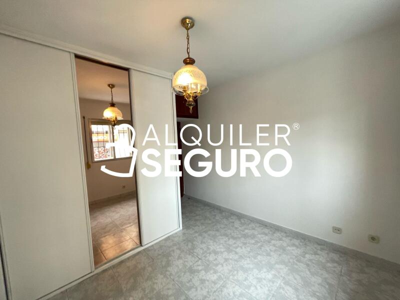 Piso en Calle De Benicasim, MADRID MADRID