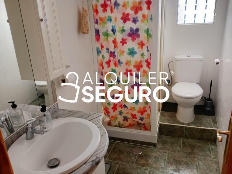 Piso en Calle Arango, MÁLAGA MÁLAGA