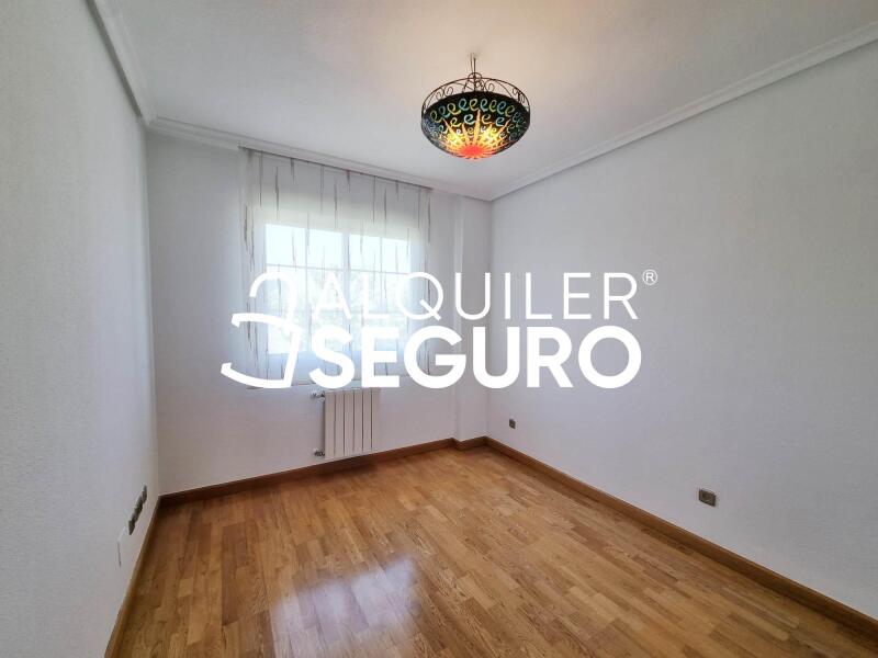 Piso en Avenida De la Oliva, MAJADAHONDA MADRID