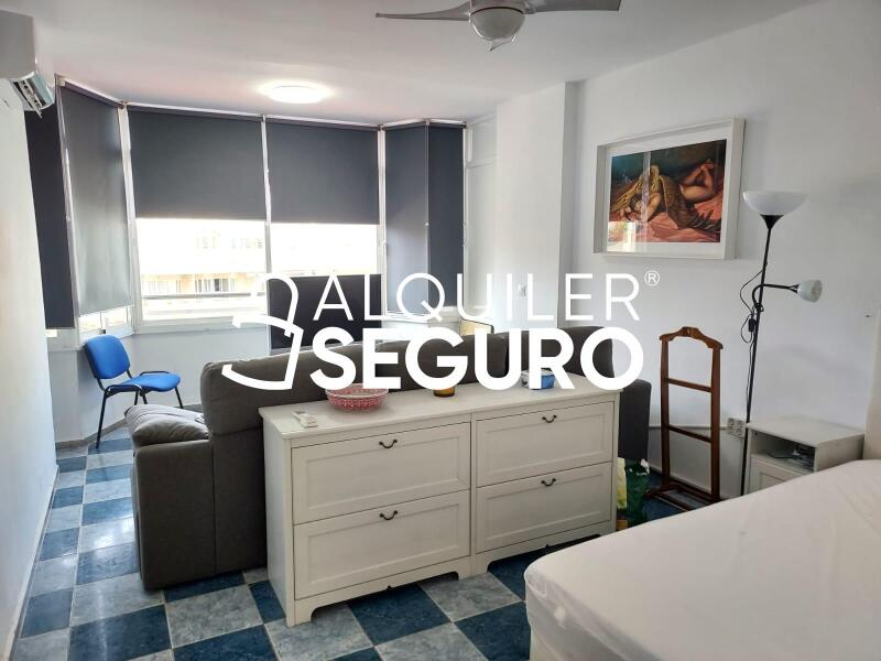 Piso en Calle Eduardo Aguilera Romero , TORREMOLINOS MÁLAGA