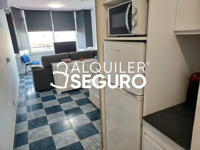 Piso en Calle Eduardo Aguilera Romero , TORREMOLINOS MÁLAGA