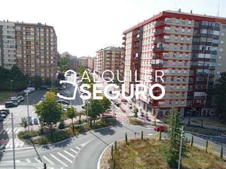 Piso en Calle Jacinto Benavente, VITORIA-GASTEIZ ÁLAVA-ARABA