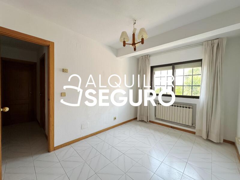 Piso en Calle Topacio, GALAPAGAR MADRID