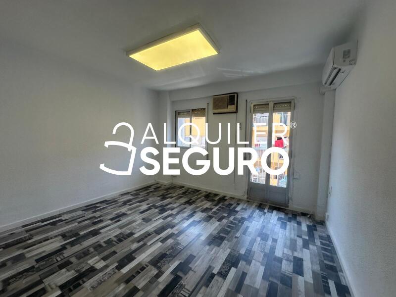 Piso en Calle Berenguer De Montoliu, VALENCIA VALENCIA