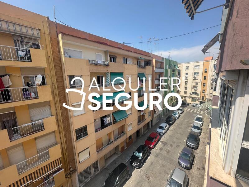 Piso en Calle Berenguer De Montoliu, VALENCIA VALENCIA