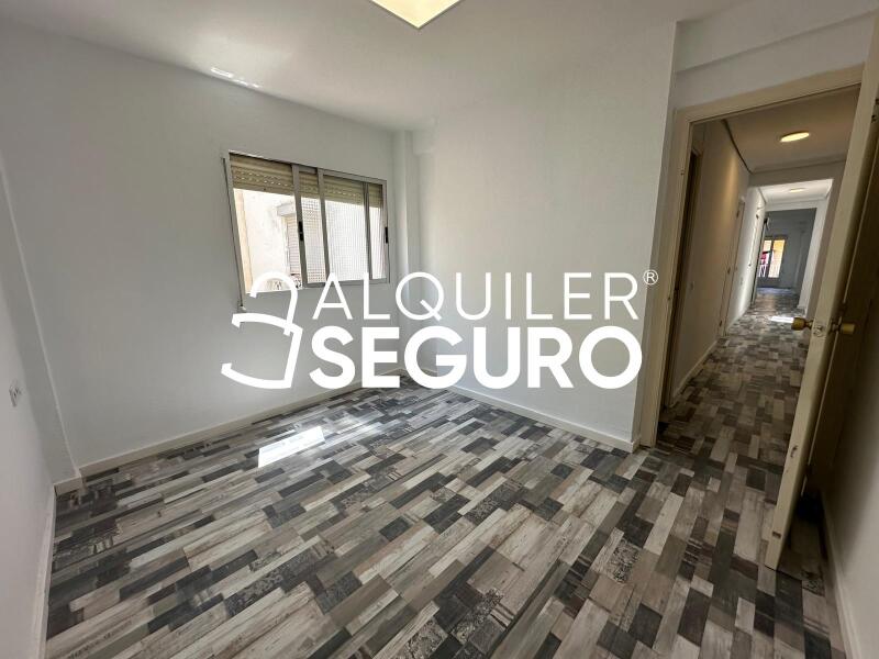 Piso en Calle Berenguer De Montoliu, VALENCIA VALENCIA