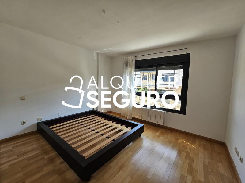 Piso en Calle Juan Jose Millas, RIVAS-VACIAMADRID MADRID