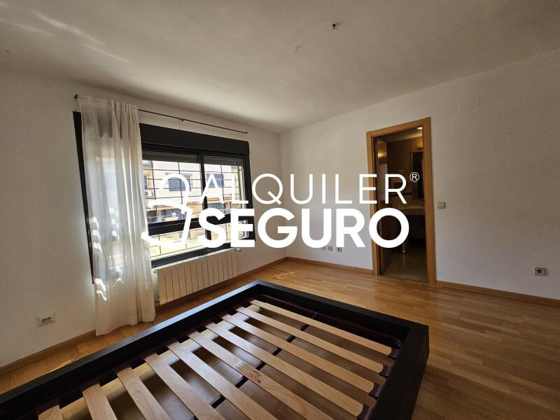 Piso en Calle Juan Jose Millas, RIVAS-VACIAMADRID MADRID