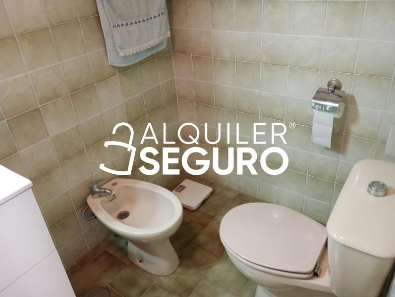 Piso en Calle Las jacarandas, BENALMÁDENA MÁLAGA