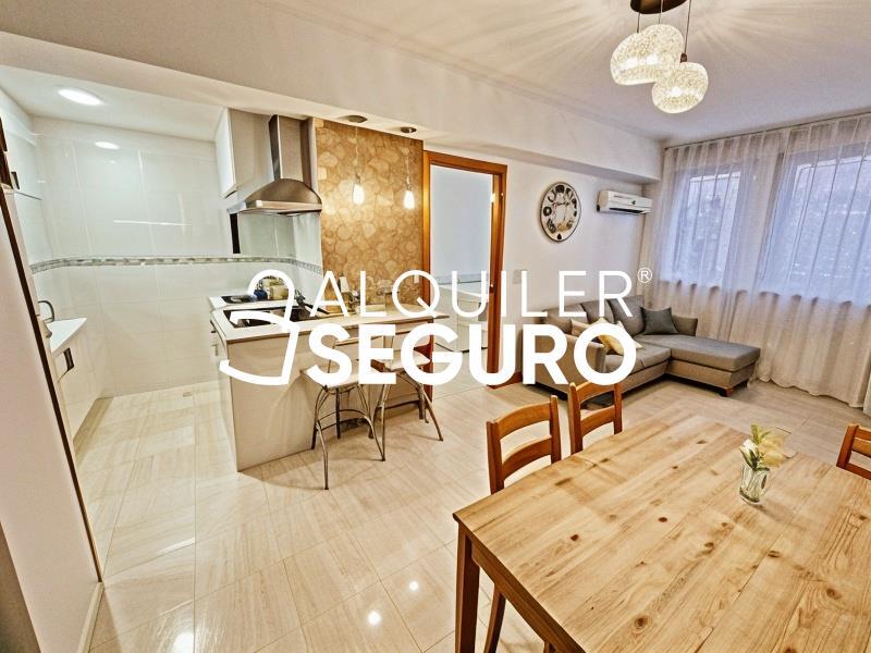 Inmueble en Calle Santa Eulalia , MADRID