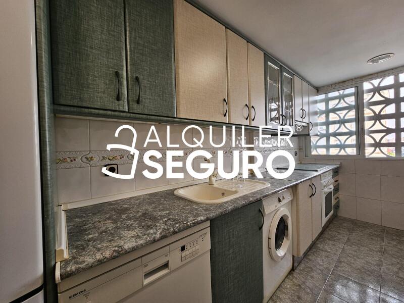 Inmueble en Calle Marchamalo, MADRID