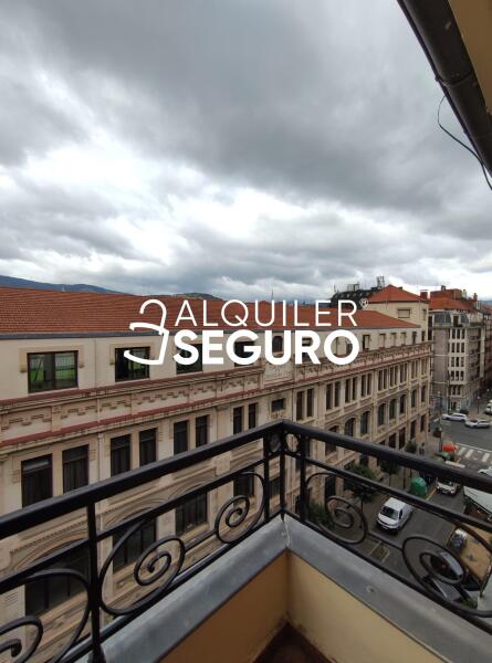 Piso en Calle Juan de Ajuriaguerra, BILBAO VIZCAYA-BIZKAIA