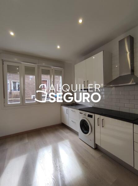 Piso en Paseo Dolores Ibarruri, BARAKALDO VIZCAYA-BIZKAIA