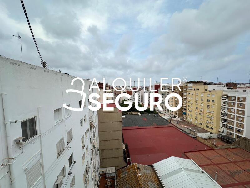 Piso en Avenida del Puerto, VALENCIA VALENCIA