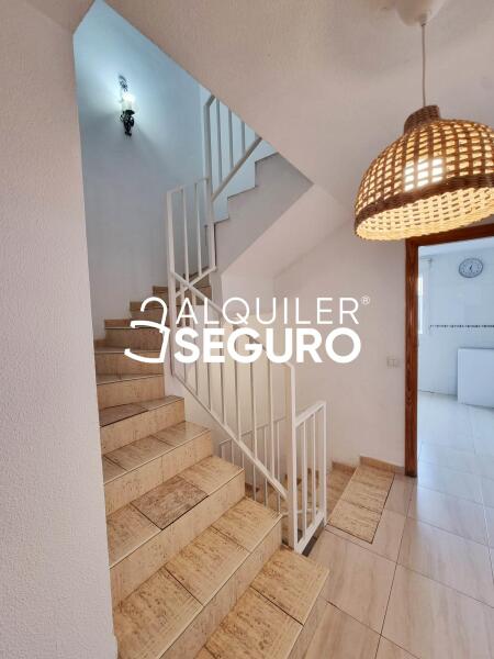 Piso en Avenida de Gaudí, VILLANUEVA DE LA CAÑADA MADRID