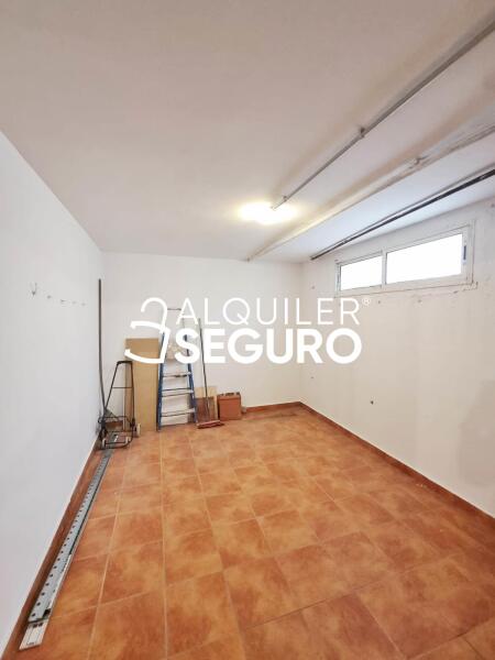 Piso en Avenida de Gaudí, VILLANUEVA DE LA CAÑADA MADRID