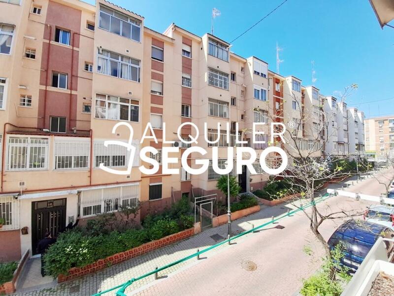 Inmueble en Calle Alfarnate, MADRID