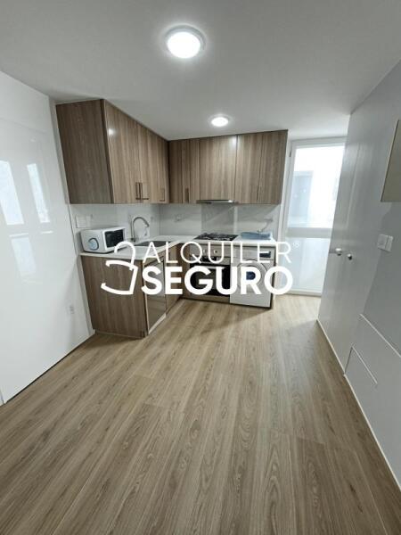 Inmueble en Calle Camarena, MADRID