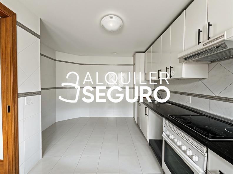 Piso en Calle Josefina Aldecoa, GALAPAGAR MADRID
