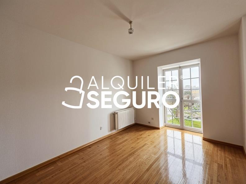 Piso en Calle Josefina Aldecoa, GALAPAGAR MADRID