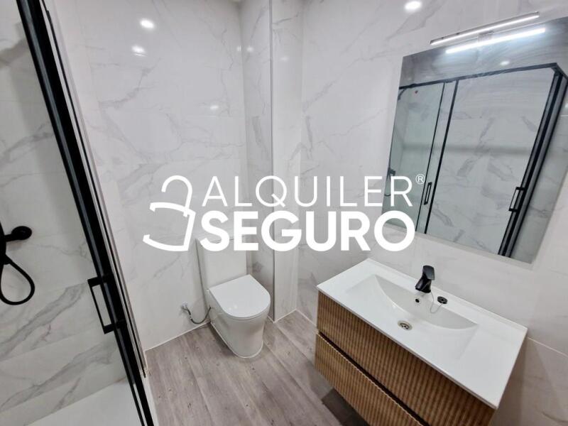 Piso en Plaza Arroyomolinos, MÓSTOLES MADRID