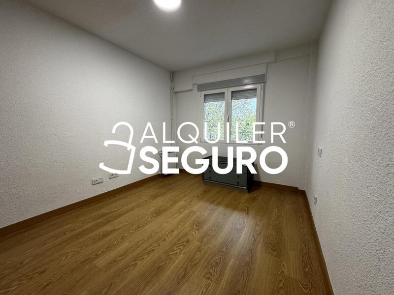 Piso en Calle Burdeos, MÓSTOLES MADRID