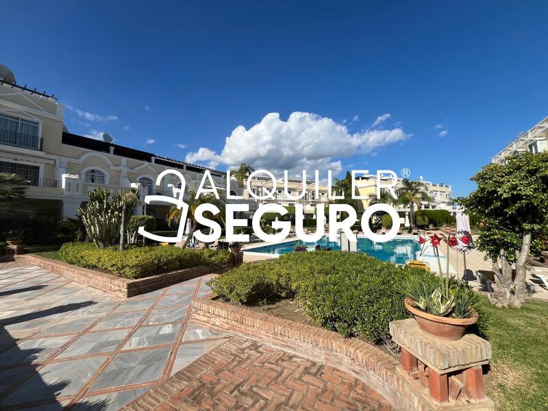 Piso en Avenida AV DEL PRADO, MARBELLA MÁLAGA