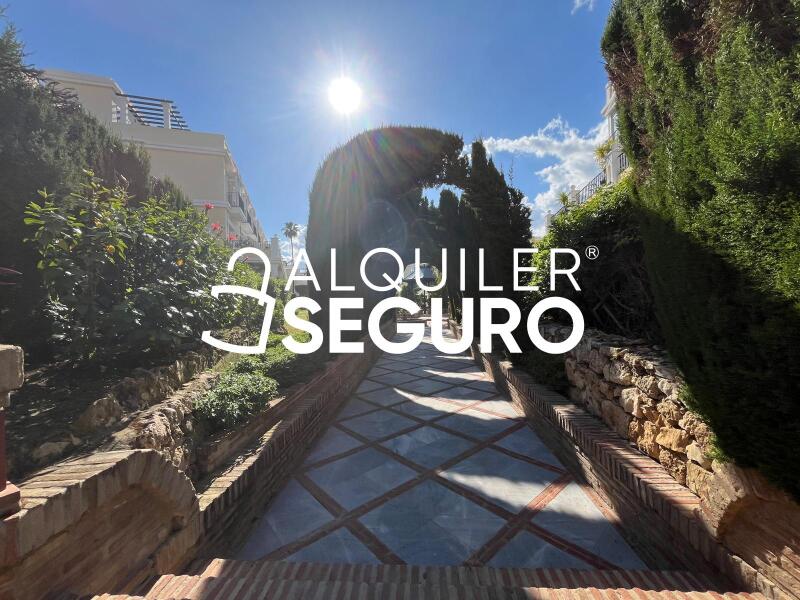Piso en Avenida AV DEL PRADO, MARBELLA MÁLAGA