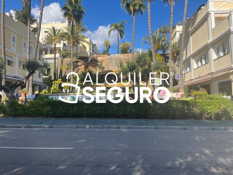 Piso en Avenida AV DEL PRADO, MARBELLA MÁLAGA