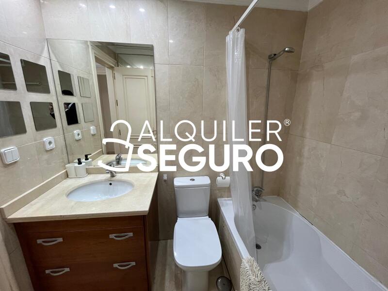 Piso en Avenida AV DEL PRADO, MARBELLA MÁLAGA