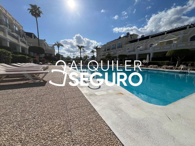 Piso en Avenida AV DEL PRADO, MARBELLA MÁLAGA