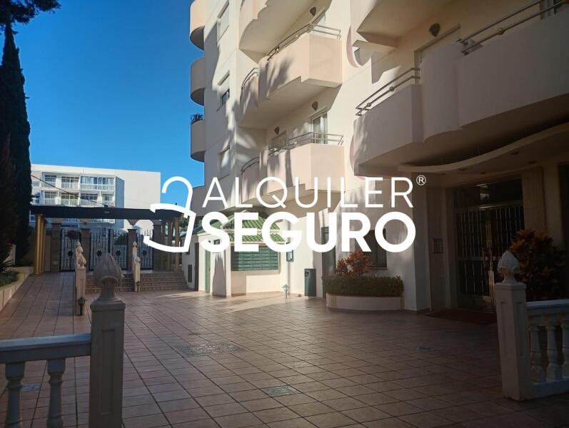 Piso en Avenida del Mar, BENALMÁDENA MÁLAGA